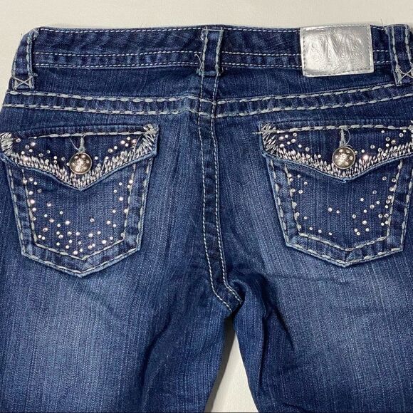Maurice’s Premium | Blingy Denim Capri’s - Picture 5 of 7